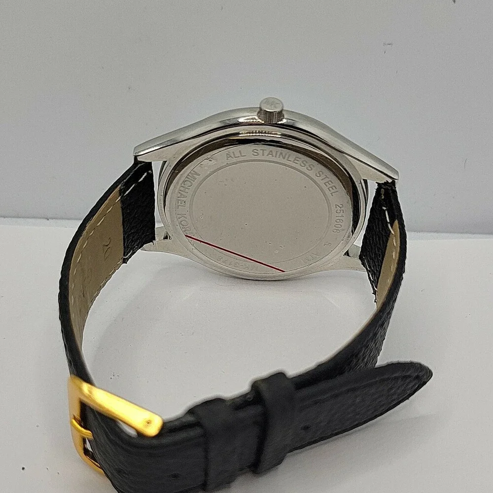 Michael Kors Runway MK3178 Women's Black Leather Analog Dial Quartz Watch AM523